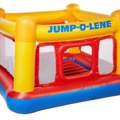 室内遊園地　トランポリン　ボールプールの画像