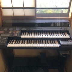 電子ピアノ　エレクトーンの画像