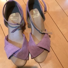ロペピクニックのサンダル