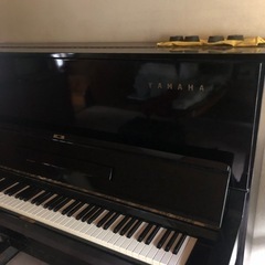 アップライトピアノの画像