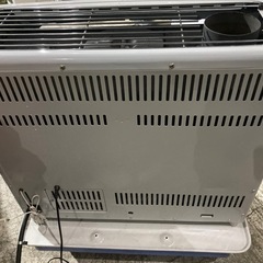 20年製　トヨトミ　煙突式ストーブ　木造〜17畳　鉄筋〜27畳 の画像