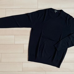 UNIQLO ニットの画像