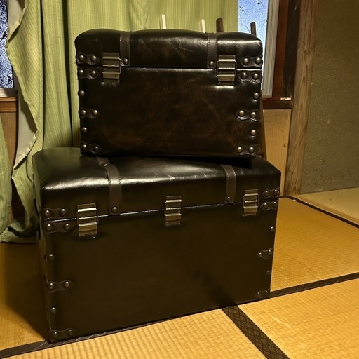 受渡決定　
ジャンボトランク スツールセット宝箱 チェア　椅子　 Gustav