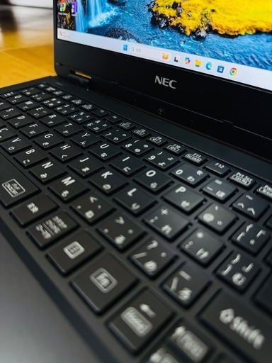 7世代i5！SSD256GB メモリ8GB★VKT12H Core i5-7Y54 Webカメラ Win11 MS Office Pr