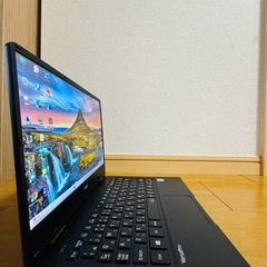 7世代i5！SSD256GB メモリ8GB★VKT12H Core i5-7Y54 Webカメラ Win11 MS Office Professional Plus
 2021中古品 ノートPC