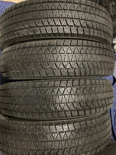 【最終値下げ】ジムニースタッドレスタイヤ/冬タイヤ