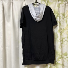 黒のワンピースの画像