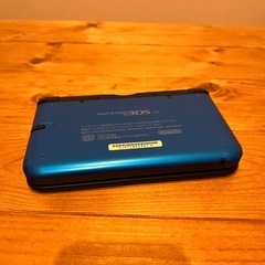 Nintendo 3DS LLの画像
