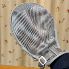 新品未使用！介護用ミトンの画像