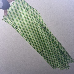 ショールみたいなもの、差し上げます。