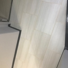 目地棒　フロアタイル　LYM91291ゴールドの画像