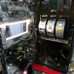 パチスロ実機 シュタインズゲート コイン不用機 ドアキー・設定キー付 スロット機 クレカ決済可能│江別市のリサイクルショップドロップの画像