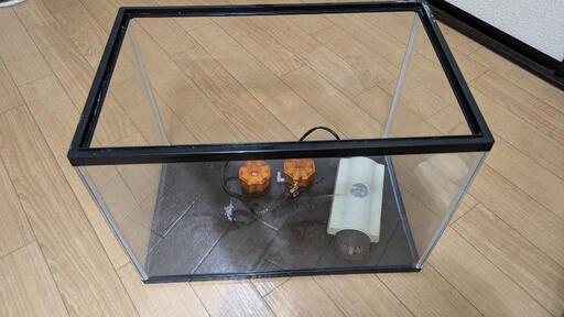 ガラス製水槽