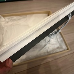 白い額縁の画像