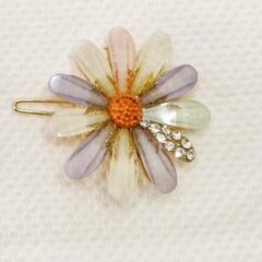 新品！月と花のヘアピン3個セット　ヘアクリップの画像
