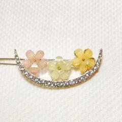 新品！月と花のヘアピン3個セット　ヘアクリップの画像
