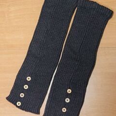 🧶ニットのレッグウォーマー❄️総丈47cm／深いカーキ色✨ちょっと訳あり未使用品の画像