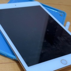 iPad mini4 16GB 動作品 訳あり 送料無料 ジャンク　ペン、カバー付き の画像