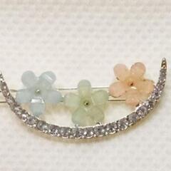 新品！花のヘアピン3個セット　ヘアクリップ　ヘアアクセサリーの画像