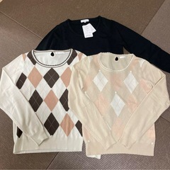 PATTERN アーガイルニット　黒無地ニット