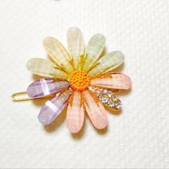 新品！月と花のヘアピン！2個セット　ヘアクリップの画像