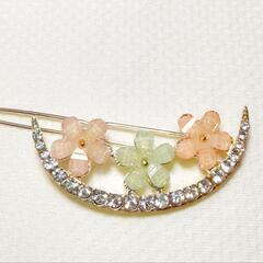 新品！花と月のヘアピン2個セット　ヘアクリップ　バレッタの画像