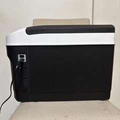 【使用少】ポータブル冷蔵庫・車載冷蔵庫（22L）キャンプの画像