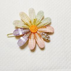 新品！花のヘアピン2個セット　ヘアクリップの画像