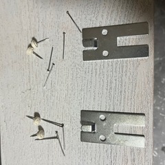 棚　ピンで壁に棚をつけれます。の画像