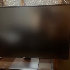 Dell U4320Q 42.51インチ 4K IPSモニターの画像