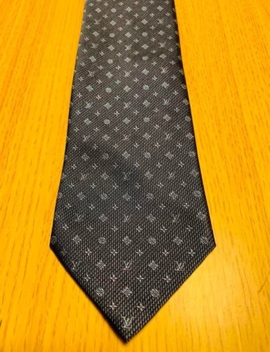ルイヴィトン☆クラヴァット（ネクタイ）モノグラム☆極美品