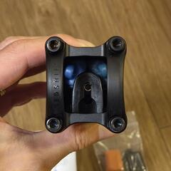 Redshift shockstop Pro ステム 90mm +/-6°の画像