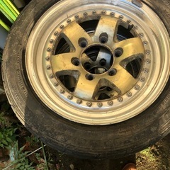 アルミホイルとタイヤ