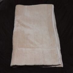 ピンクオレンジ/ベージュの毛布　ダブルサイズ　190cm×200cm