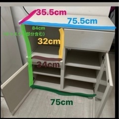 
食器棚の画像