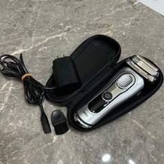 ブラウン メンズ電気シェーバー シリーズ9 9292cc 5カットシステム 洗浄器付 密着3Dヘッド 人工知能 自動調整 水洗い お風呂剃り可の画像