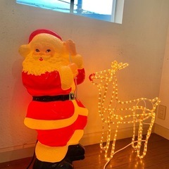 サンタクロース LEDトナカイ付き クリスマス装飾