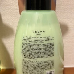 VEGAN style ヴィーガンスタイル モイスト シャンプー トリートメント セット 新品 未使用品の画像