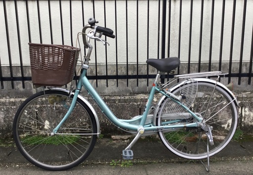 ＜整備済・新品交換部品多し＞ブリヂストン・カルサ 24インチ・軽量ママチャリ自転車・水色・キレイです♪