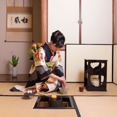 第２(土) 茶道部15:30～17:30ぐらい 和や何か作…
