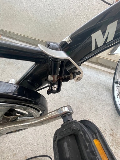 カゴ付き折りたたみ自転車