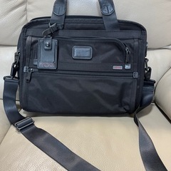 TUMI ノートパソコン入れビジネスバック 