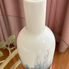 花瓶　花卉　ガラス製　SUWAガラスの里 径11.5×高さ22センチの画像