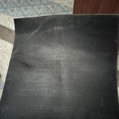 ニトリ　タイルカーペットの画像