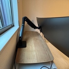 DELL49インチウルトラワイド 別売スタンド付き DELL49インチウルトラワイド 別売スタンド付き まるで宇宙船操縦気分の