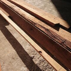 第2便　色々な木材　建築物や木製家具等を解体した木材や集成材等　...