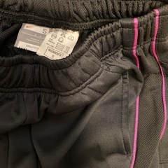 NIKE上下　・　バレー膝当ての画像