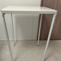 机、テーブルの画像