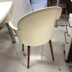 ⭐️テーブル椅子セット⭐️の画像
