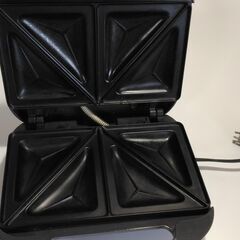 お手軽 ホットサンドメーカー パン焼き機　調理器具　コンパクトの画像